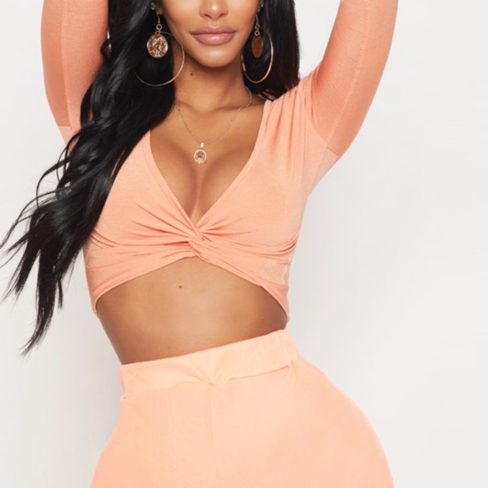 SHAPE CORAL SLINKY BIKE SHORTS & TOP